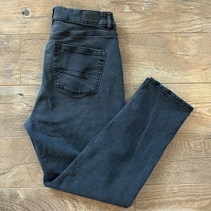 American Eagle Stretch Curvy Mom Jean Faded Black, Women’s size 8